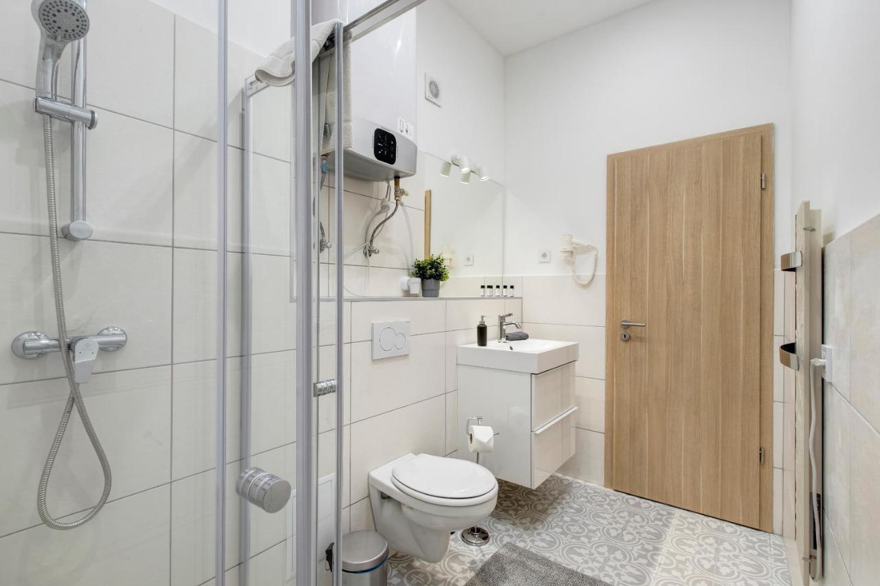 d.Five Rózsa Apartment Budapest Exterior foto