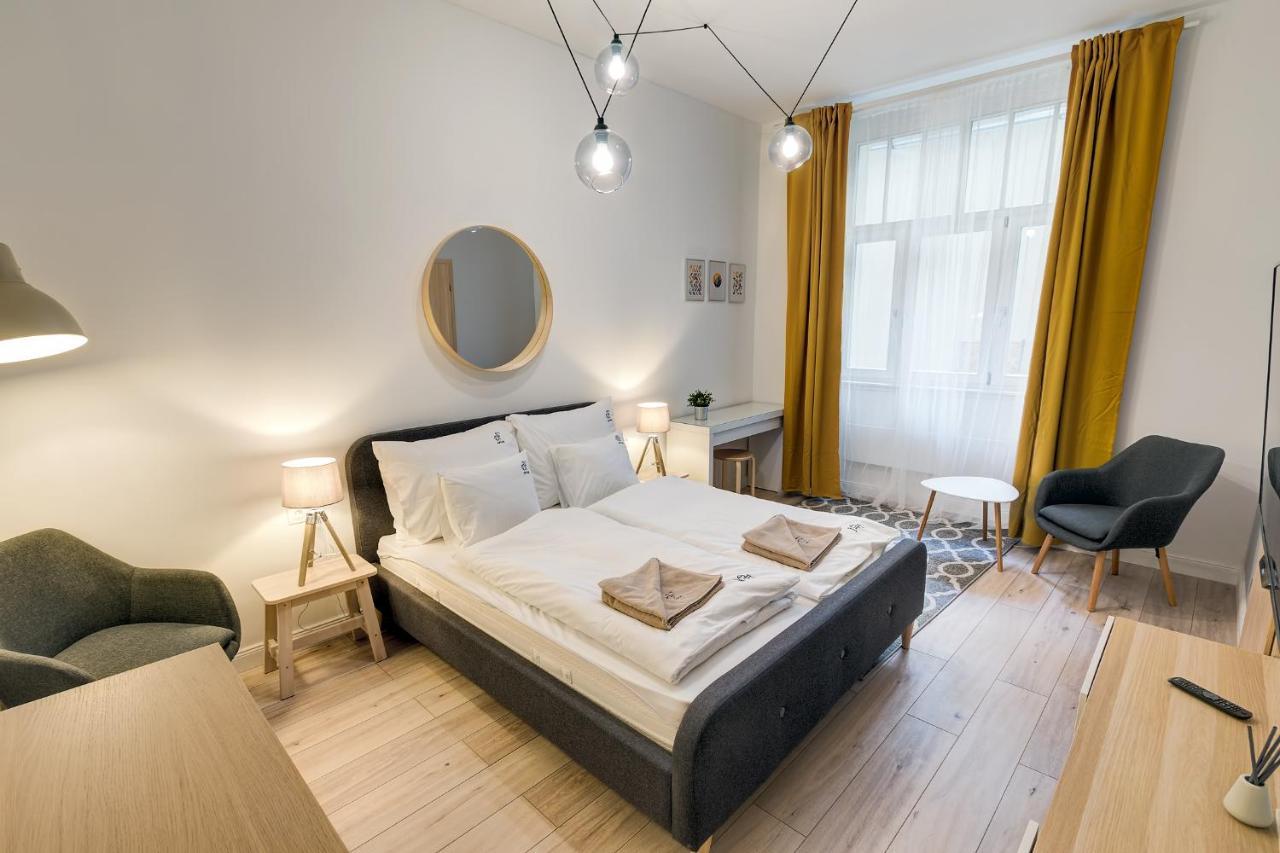 d.Five Rózsa Apartment Budapest Exterior foto