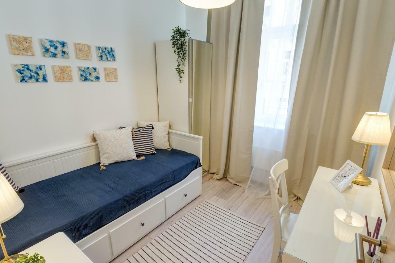 d.Five Rózsa Apartment Budapest Exterior foto