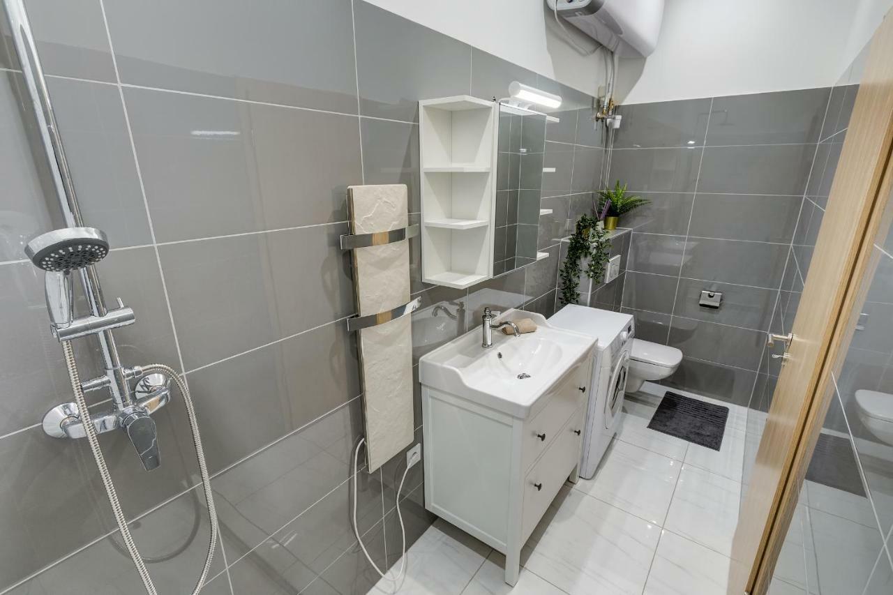 d.Five Rózsa Apartment Budapest Exterior foto